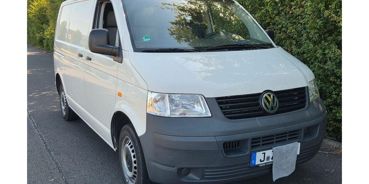 VW T5 Transporter 221.000 km 5.990 &euro; Jena 07751