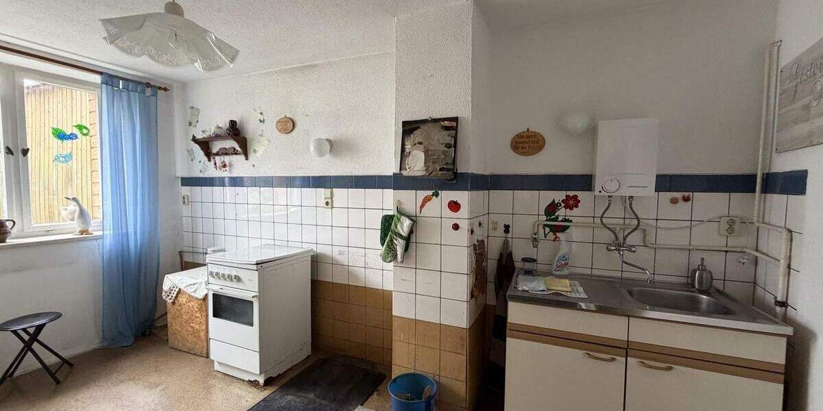 Reihenmittelhaus Buttstädt - 5 Zimmer, 110 m&sup2;, 39.000&euro; | Angebot:25845666