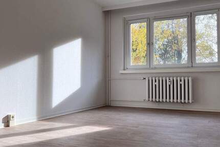 Gewerbeobjekt Weimar Schönblick - 1 Zimmer, 25 m&sup2;, 250&euro; | Angebot:25772229