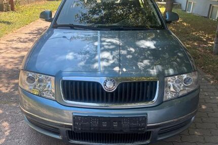Skoda Superb 176.000 km 3.200 &euro; Erfurt 99091