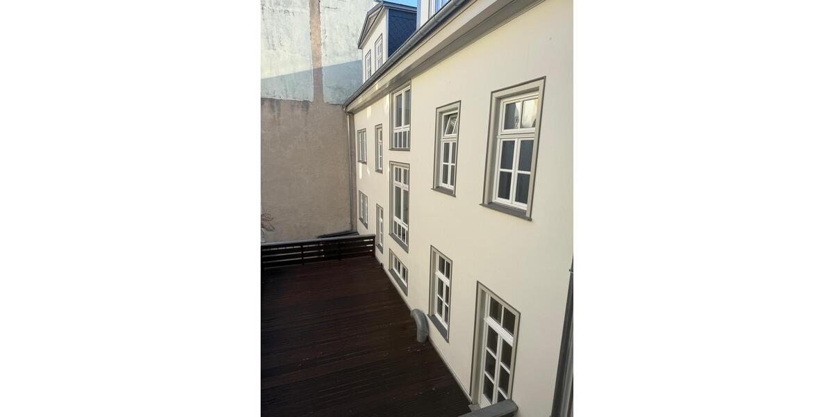 Etagenwohnung Erfurt - 5 Zimmer, 140 m&sup2;, 2.100&euro; | Angebot:26039468
