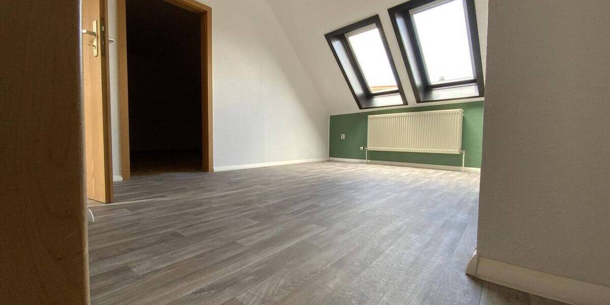 Einfamilienhaus Buttstädt - 4 Zimmer, 264 m&sup2;, 259.000&euro; | Angebot:25815816