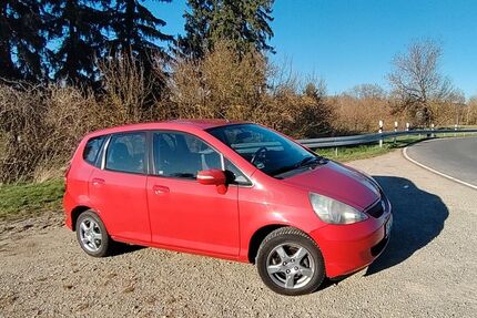 Honda Jazz 162.000 km 2.350 &euro; Eckartsberga 06648