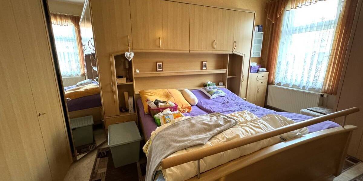 Mehrfamilienhaus, Wohnhaus Rudolstadt Zentrum - 7 Zimmer, 180 m&sup2;, 165.000&euro; | Angebot:25676529