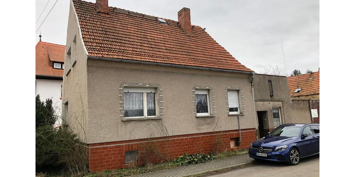 Einfamilienhaus Sömmerda - 7 Zimmer, 130 m&sup2;, 42.900&euro; | Angebot:25397514