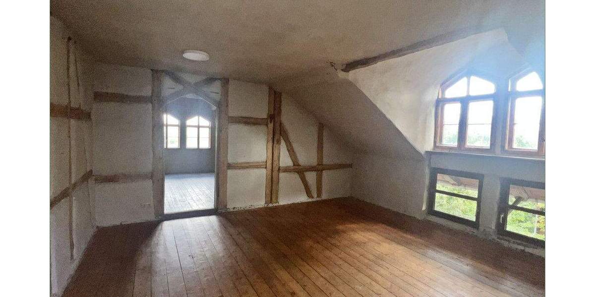 Bauernhaus, Landhaus Rudolstadt Nord - 4 Zimmer, 353 m&sup2;, 99.000&euro; | Angebot:25729292