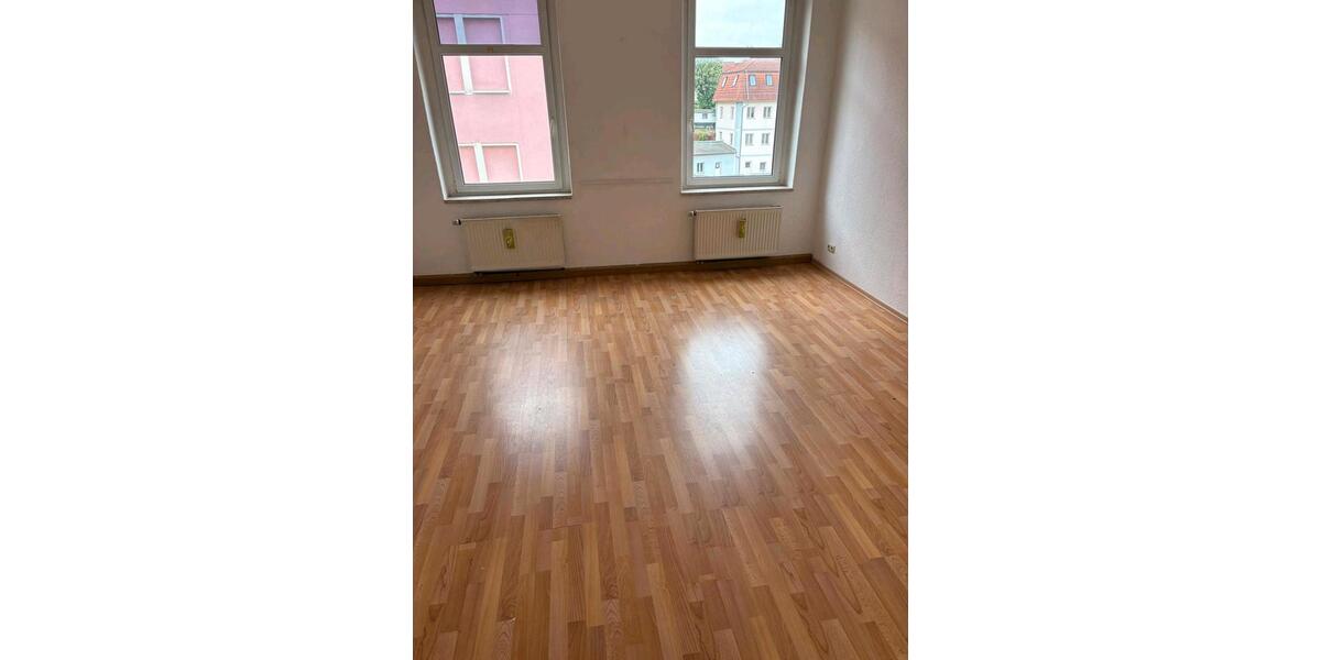 Etagenwohnung Lehesten - 4 Zimmer, 92 m&sup2;, 500&euro; | Angebot:26528411