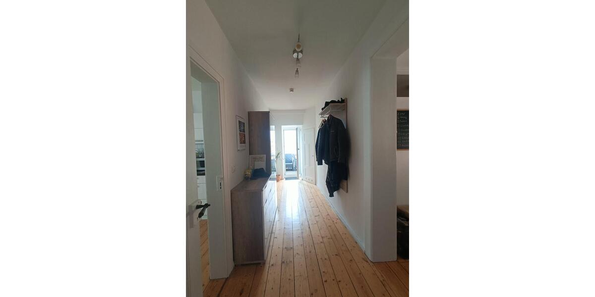 Dachgeschoßwohnung Weimar - 2 Zimmer, 100 m&sup2;, 880&euro; | Angebot:26562718