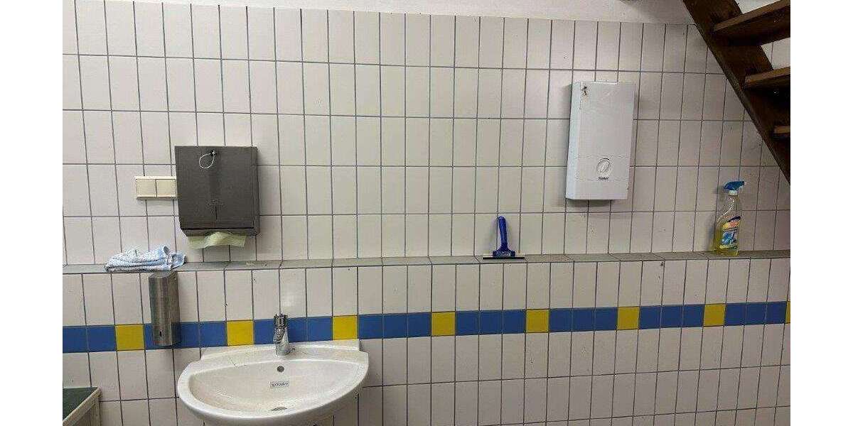 Scheune mit Doppelgarage und Schlachthaus in Niederkrossen - Garagen / Stellplätze Uhlstädt-Kirchhasel Kirchhasel | Angebot:19040127