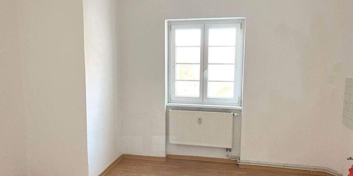 Etagenwohnung Erfurt Ilversgehofen - 3 Zimmer, 80 m&sup2;, 642&euro; | Angebot:25778528