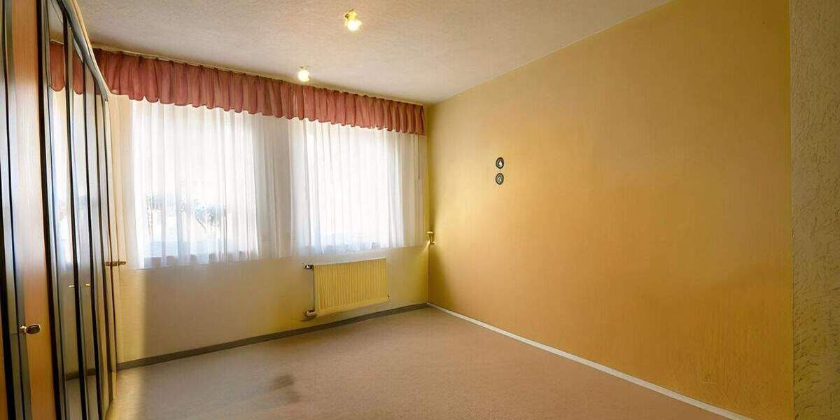 Mehrfamilienhaus, Wohnhaus Erfurt Vieselbach - 9 Zimmer, 219 m&sup2;, 625.000&euro; | Angebot:25850378