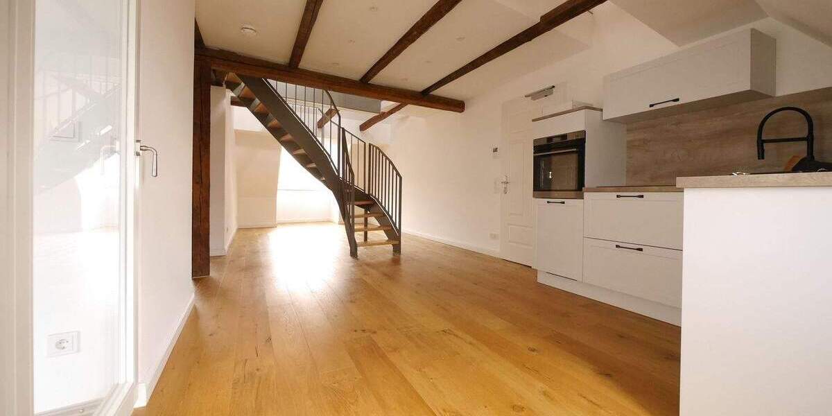 Etagenwohnung Erfurt Altstadt - 2 Zimmer, 87 m&sup2;, 995&euro; | Angebot:25908833