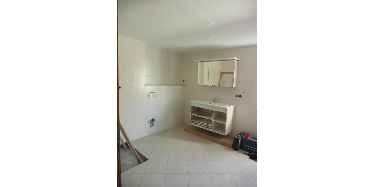 Etagenwohnung Bad Sulza - 2 Zimmer, 60 m&sup2;, 330&euro; | Angebot:25908194