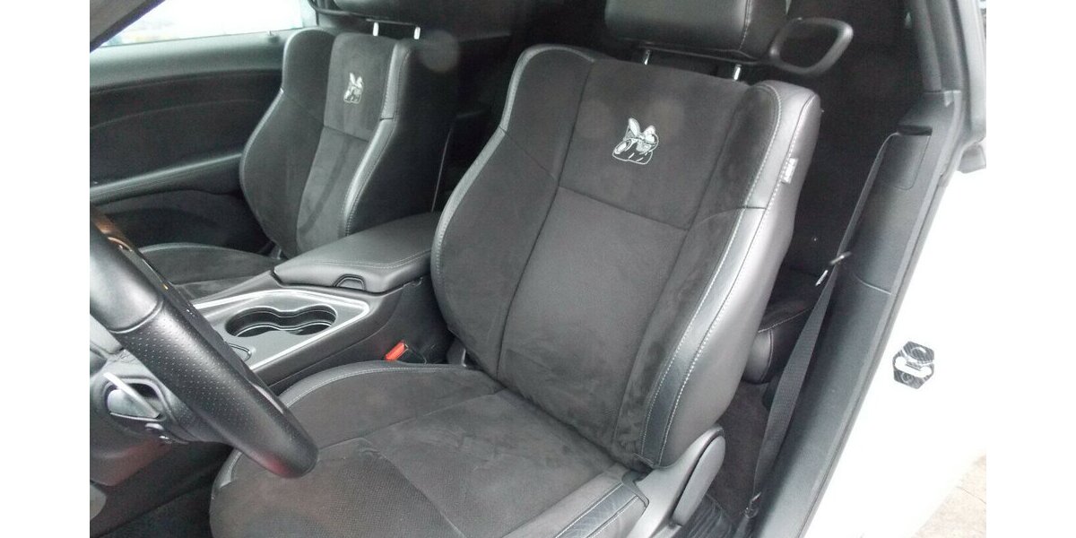 Dodge Challenger 6,4 Scat Pack 93.400 km 34.990 &euro; Rudolstadt 07407