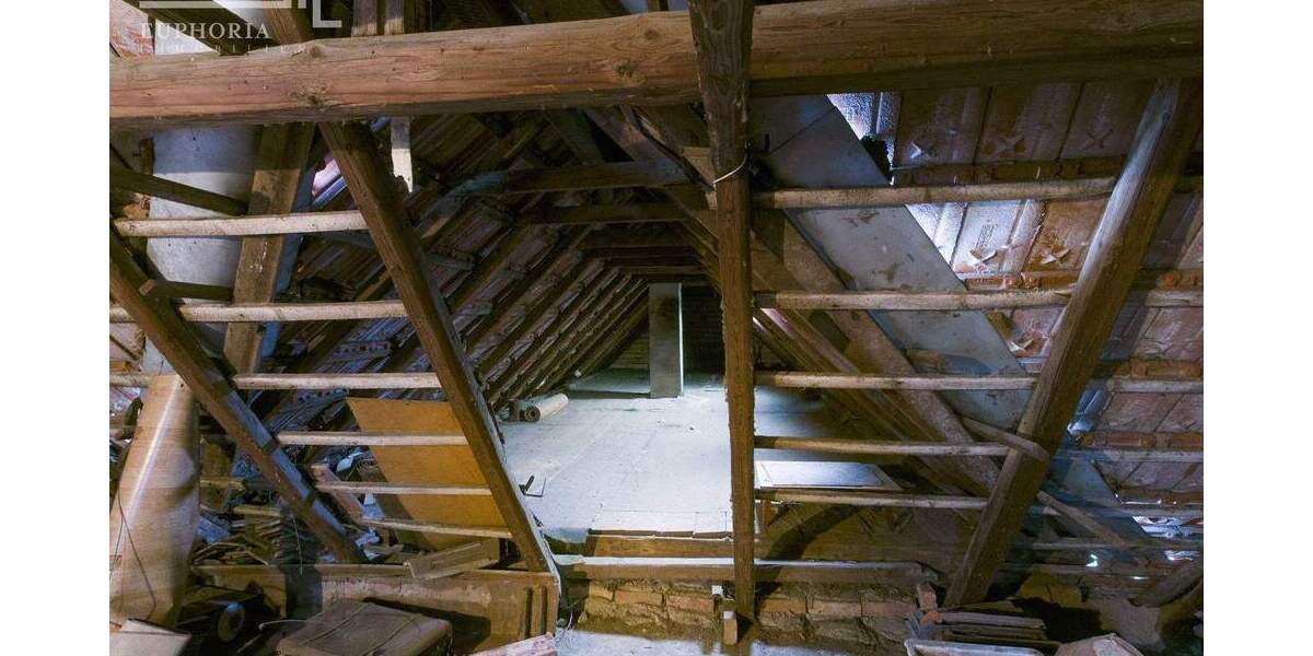 Einfamilienhaus Am Ettersberg Vippachedelhausen - 8 Zimmer, 160 m&sup2;, 75.000&euro; | Angebot:25679315