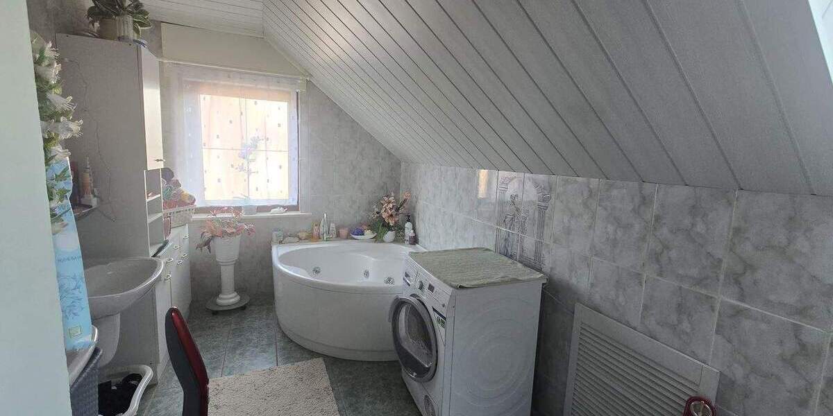 Einfamilienhaus Magdala Göttern - 6 Zimmer, 120 m&sup2;, 480.000&euro; | Angebot:26064586