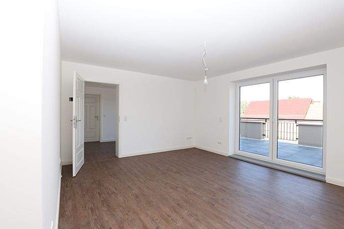 Mehrfamilienhaus, Wohnhaus Weimar Schöndorf - 7 Zimmer, 300 m&sup2;, 2.900&euro; | Angebot:25735128
