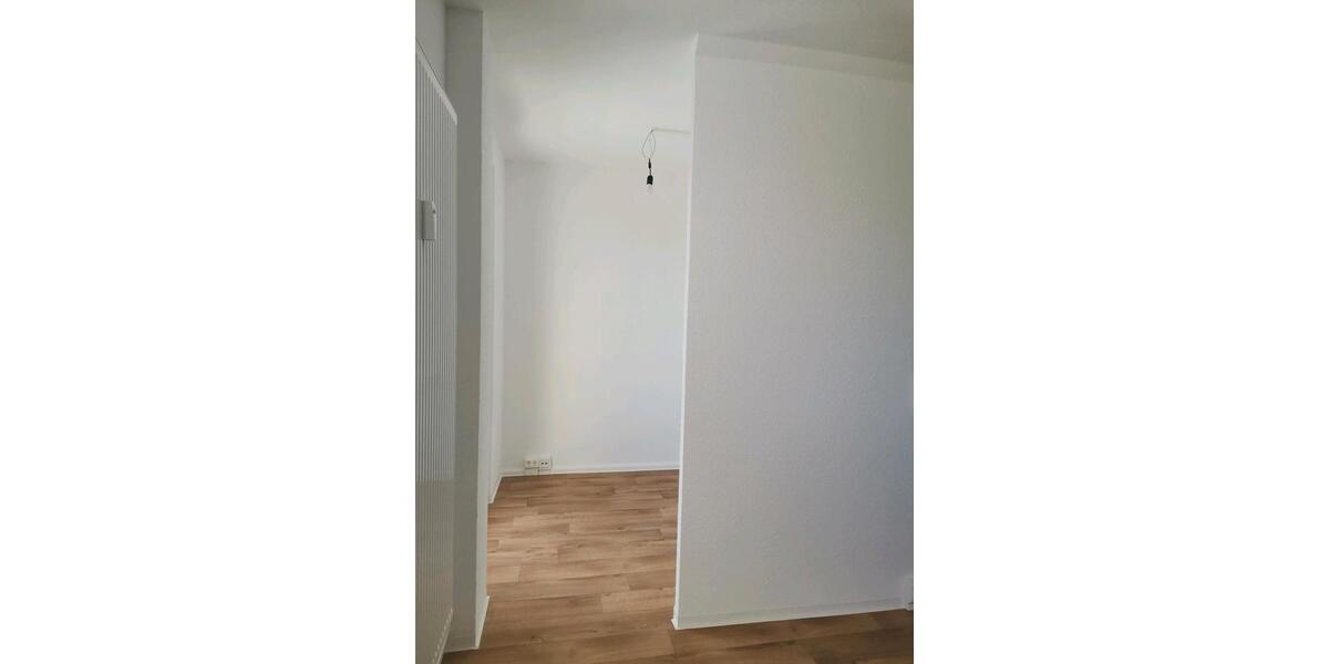 Etagenwohnung Jena Lobeda-Altstadt - 1 Zimmer, 33 m&sup2;, 308&euro; | Angebot:26613462
