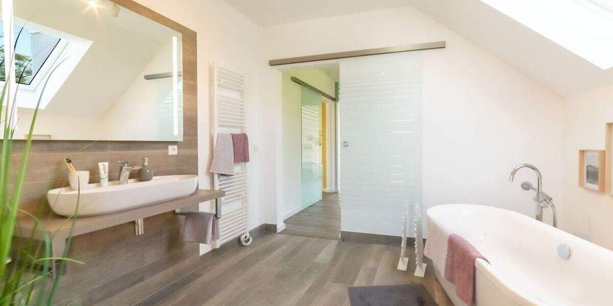 Mehrfamilienhaus, Wohnhaus Weimar Legefeld - 4 Zimmer, 136 m&sup2;, 368.999&euro; | Angebot:25694052