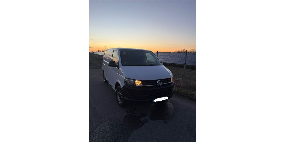 VW T6 Transporter 83.200 km 21.500 &euro; Eckartsberga 06648