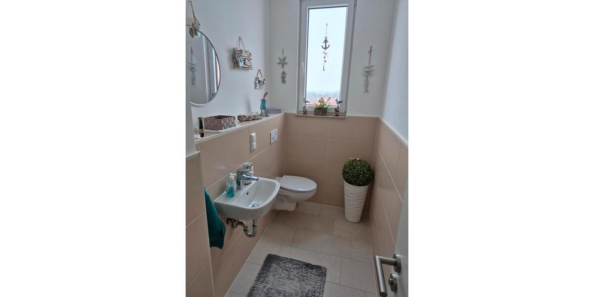 Einfamilienhaus Sömmerda - 4 Zimmer, 127 m&sup2;, 1.300&euro; | Angebot:25992454