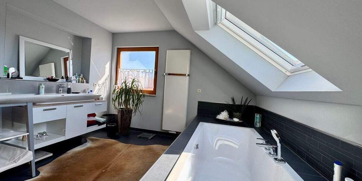 Einfamilienhaus Markvippach Bachstedt - 5 Zimmer, 139 m&sup2;, 410.000&euro; | Angebot:25672568