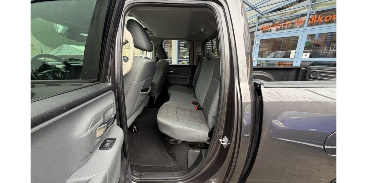 Dodge RAM 1500 5,7 HEMI 4+4 6 Sitzer 142.000 km 17.999 &euro; Rudolstadt 07407