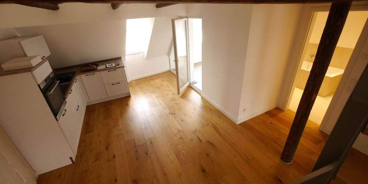 Etagenwohnung Erfurt Altstadt - 2 Zimmer, 87 m&sup2;, 995&euro; | Angebot:25908833