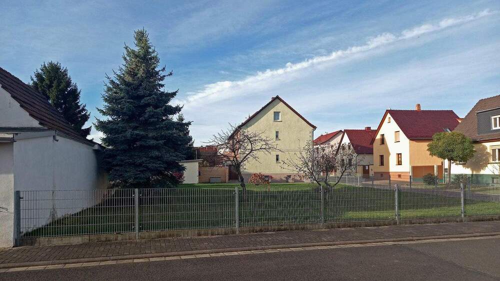 Mehrfamilienhaus, Wohnhaus Erfurt Frienstedt - 1 Zimmer, 1 m&sup2;, 69.000&euro; | Angebot:25663926