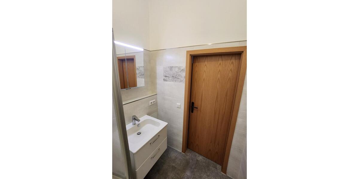 Erdgeschoßwohnung Jena - 3.5 Zimmer, 89 m&sup2;, 1.410&euro; | Angebot:25758193