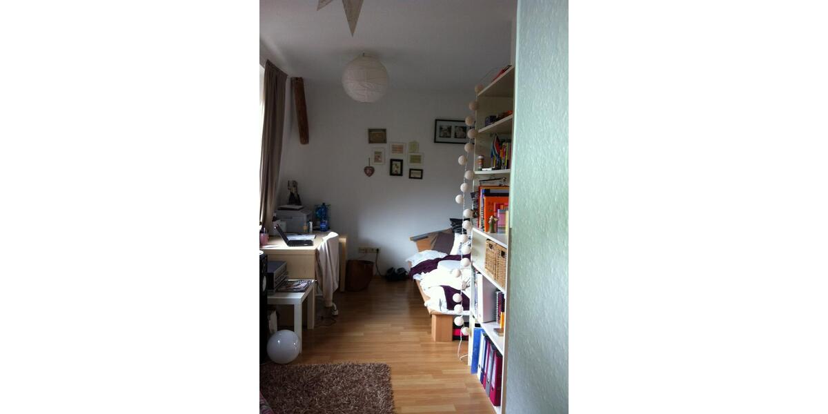 Dachgeschoßwohnung Weimar - 1 Zimmer, 35 m&sup2;, 360&euro; | Angebot:26386569