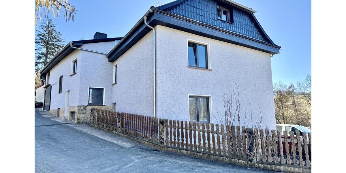 Maisonettenwohnung Rudolstadt - 6 Zimmer, 166 m&sup2;, 1.300&euro; | Angebot:25959375