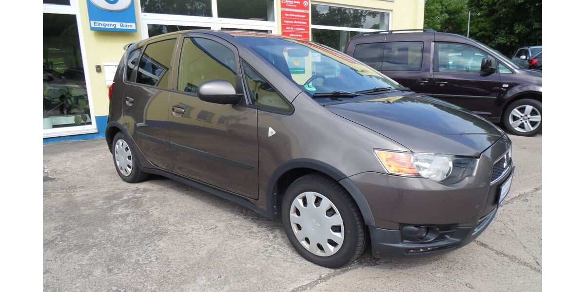 Mitsubishi Colt 61.200 km 6.900 &euro; Amt Wachsenburg OT: Ichtershausen 99334
