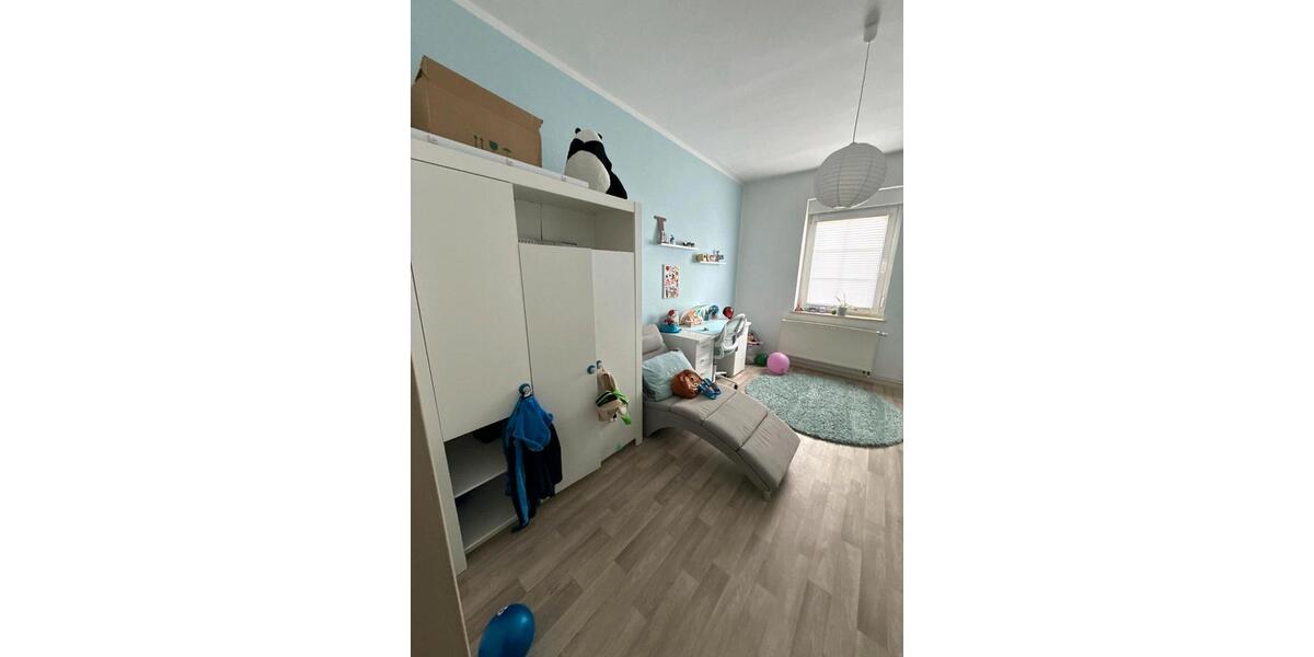Erdgeschoßwohnung Apolda - 4 Zimmer, 88 m&sup2;, 710&euro; | Angebot:26033035