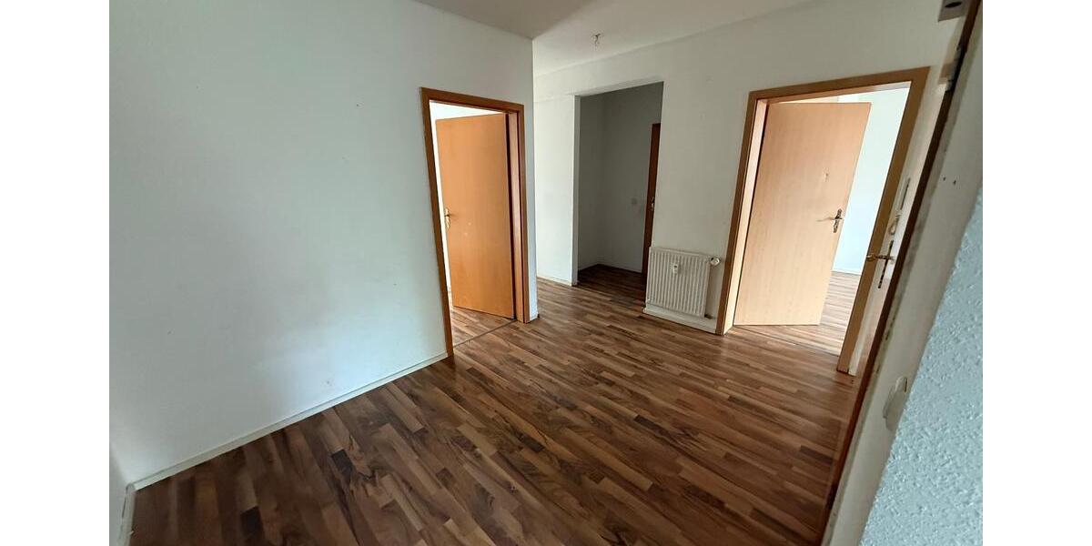 Etagenwohnung Apolda - 3 Zimmer, 78 m&sup2;, 750&euro; | Angebot:25561206