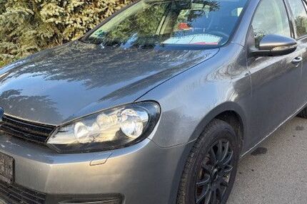 VW Golf 114.000 km 5.990 &euro; Erfurt 99099