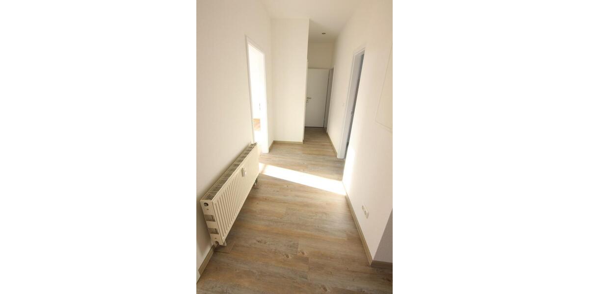 Etagenwohnung Apolda - 3 Zimmer, 96 m&sup2;, 625&euro; | Angebot:23555115