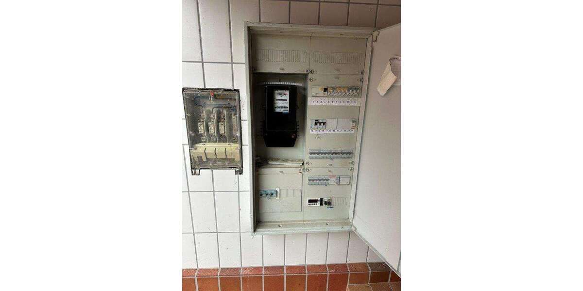 Scheune mit Doppelgarage und Schlachthaus in Niederkrossen - Garagen / Stellplätze Uhlstädt-Kirchhasel Kirchhasel | Angebot:19040127