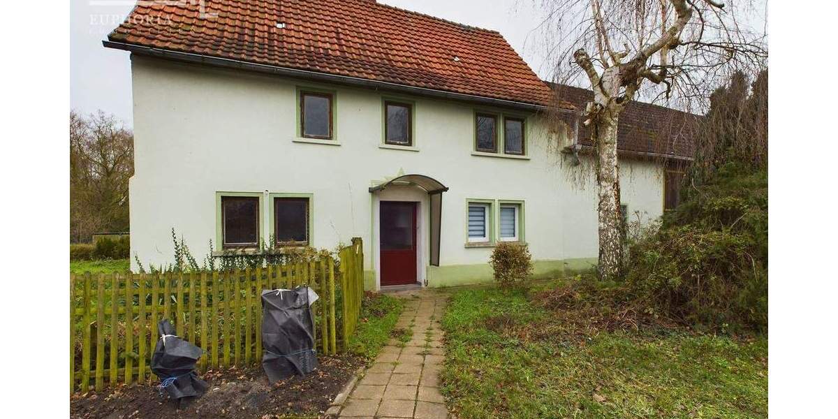 Einfamilienhaus Am Ettersberg Vippachedelhausen - 8 Zimmer, 160 m&sup2;, 75.000&euro; | Angebot:25679315