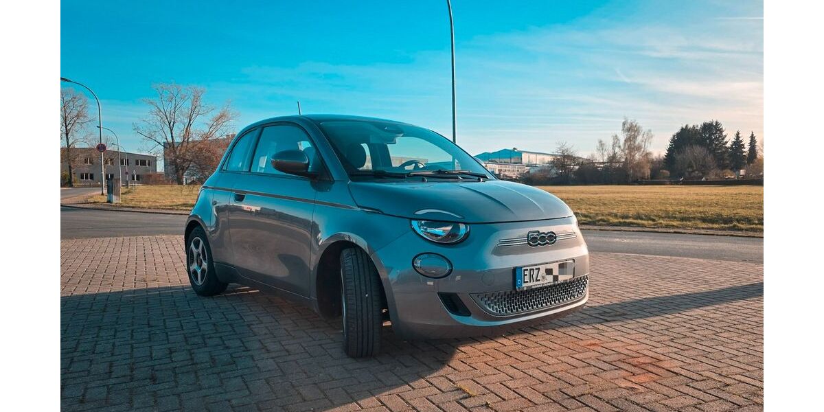 Fiat 500e 62.000 km 13.990 &euro; Weimar 99423
