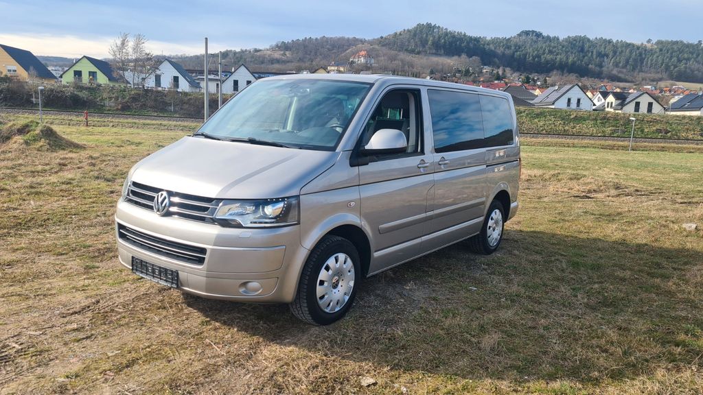 VW T5 Caravelle 154.500 km 22.900 &euro; Dorndorf Steudnitz 07774