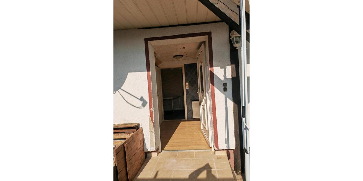 Erdgeschoßwohnung Eckartsberga - 2 Zimmer, 40 m&sup2;, 350&euro; | Angebot:25841039