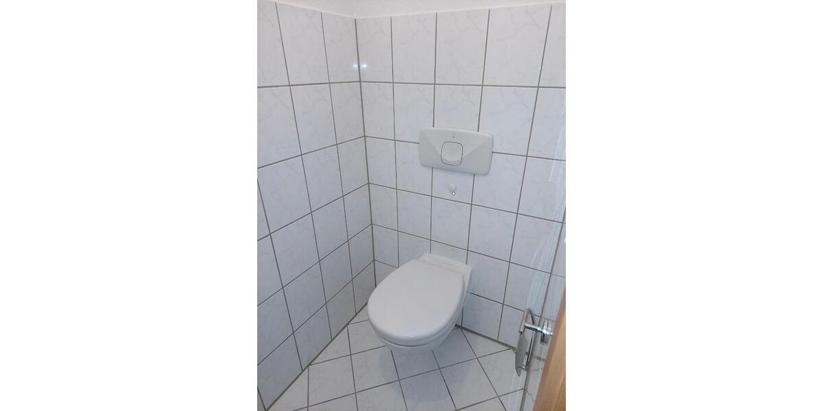 Dachgeschoßwohnung Erfurt Hochheim - 3 Zimmer, 78 m&sup2;, 853&euro; | Angebot:26354149