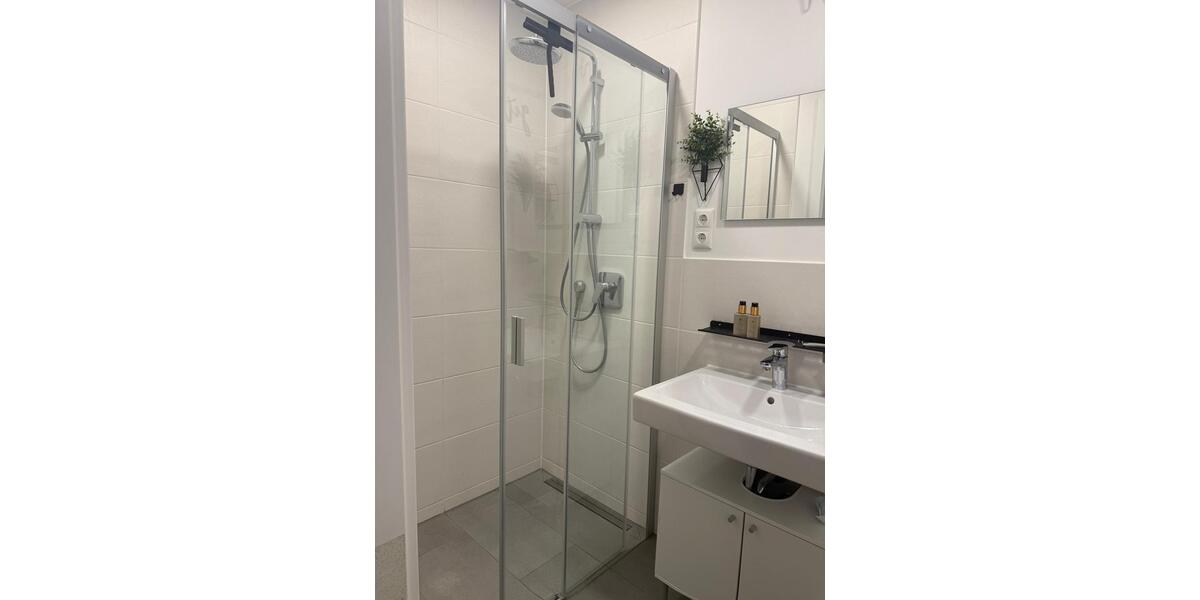 Etagenwohnung Erfurt - 4 Zimmer, 120 m&sup2;, 933&euro; | Angebot:25805244