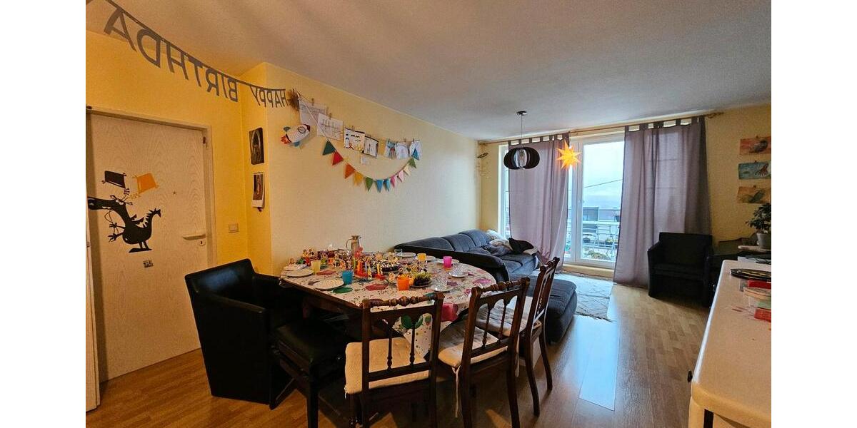 Erdgeschoßwohnung Lehesten - 3 Zimmer, 75 m&sup2;, 200.000&euro; | Angebot:25945516