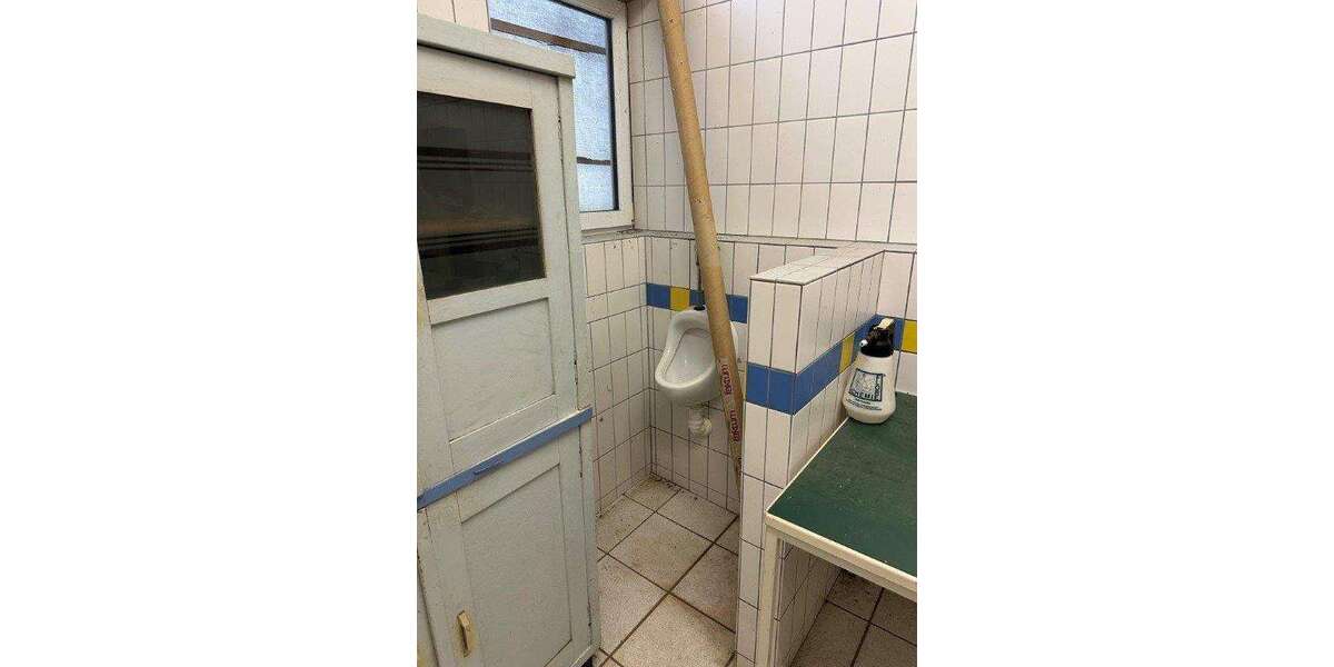 Scheune mit Doppelgarage und Schlachthaus in Niederkrossen - Garagen / Stellplätze Uhlstädt-Kirchhasel Kirchhasel | Angebot:19040127