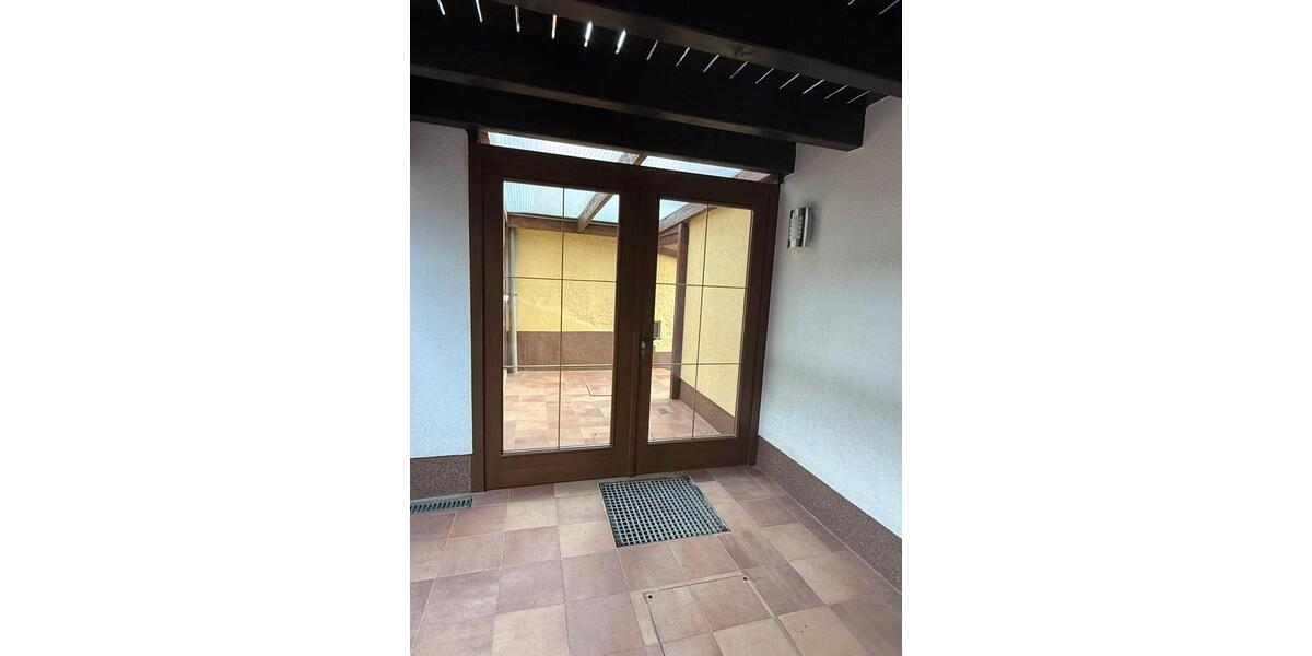 Einfamilienhaus Am Ettersberg - 6 Zimmer, 180 m&sup2;, 135.000&euro; | Angebot:23810796