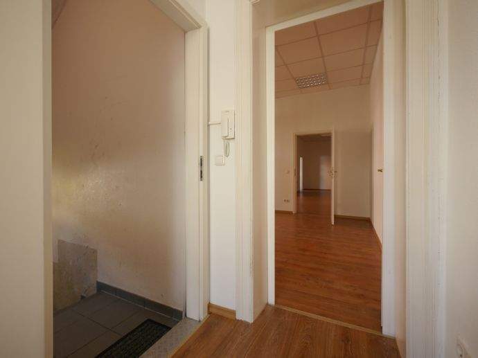 Gewerbeobjekt Erfurt Altstadt - 4 Zimmer, 188 m&sup2;, 1.410&euro; | Angebot:25661199