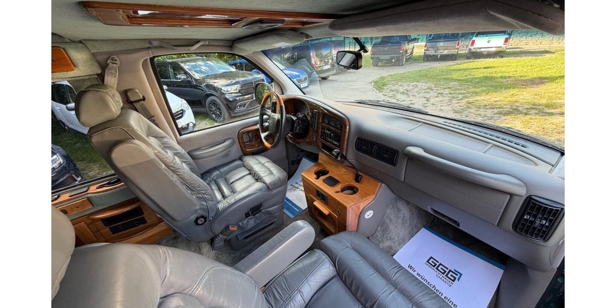 Chevrolet Astro 