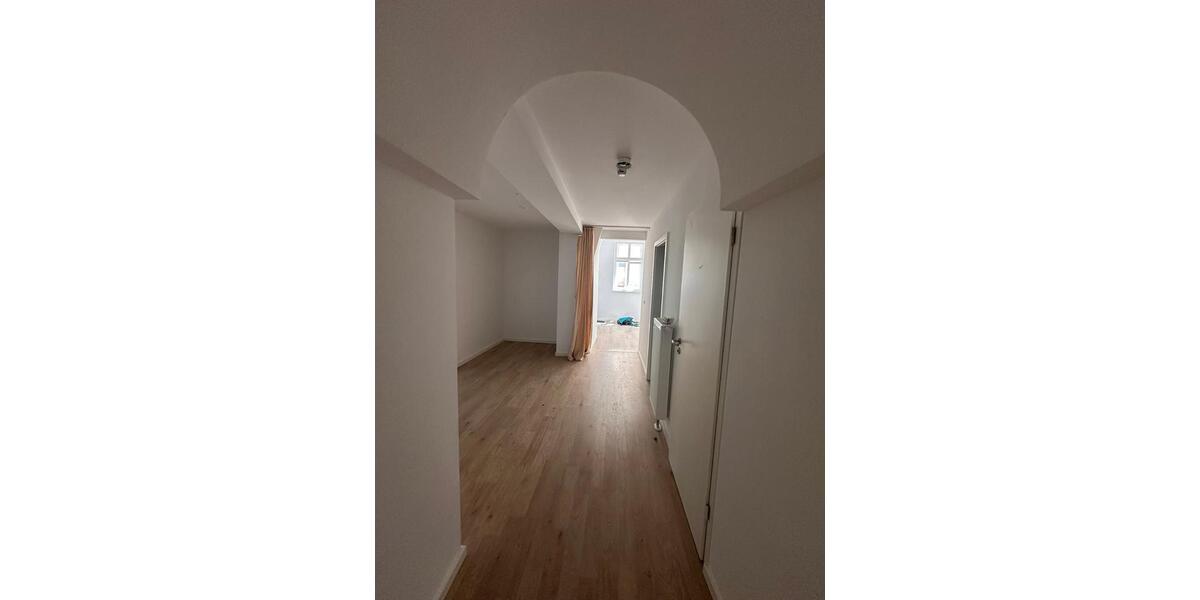 Erdgeschoßwohnung Apolda - 3 Zimmer, 100 m&sup2;, 1.100&euro; | Angebot:26619943